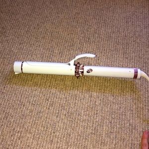 NEW T3 Micro 1.25” Ceramic Curling Iron